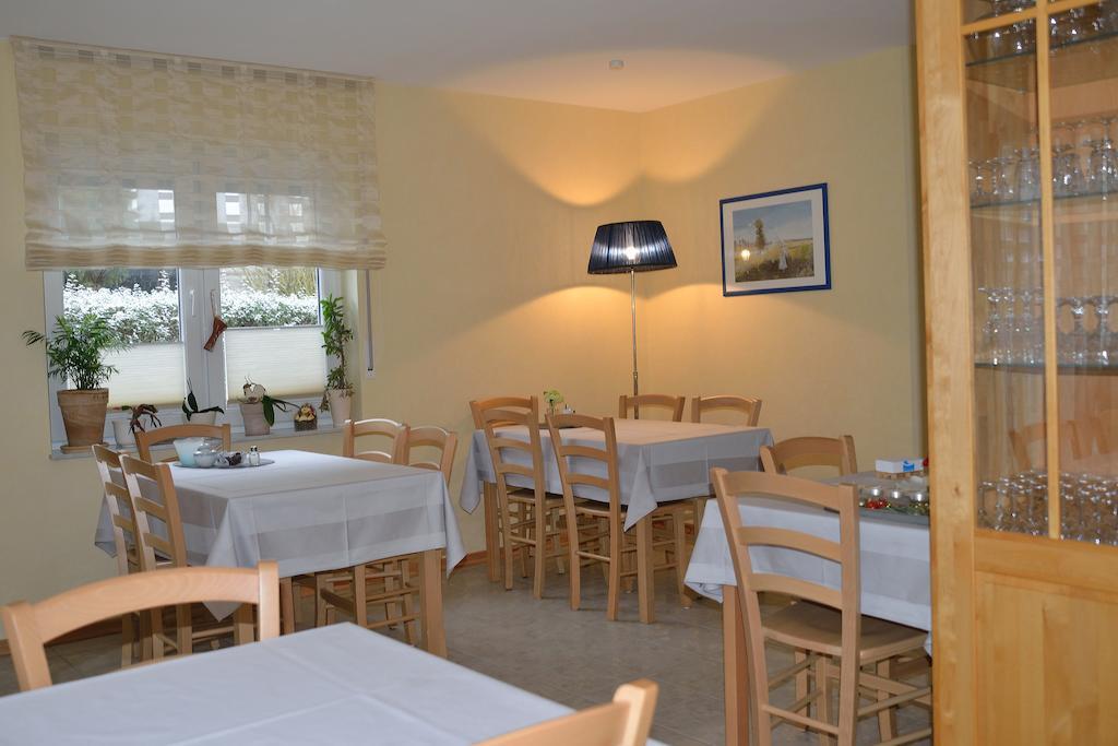 בוס Gaestehaus Waldecker מראה חיצוני תמונה